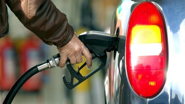 رشد ۸ درصدی مصرف بنزین نسبت به پارسال