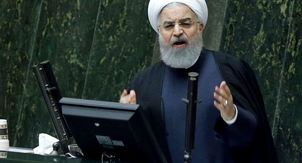 روحانی در مجلس: وزیر حداقل باید ۱۴ ساعت در روز کار کند/نگویید که چند کشور اروپایی از ایران خارج شدند، مهم نیست