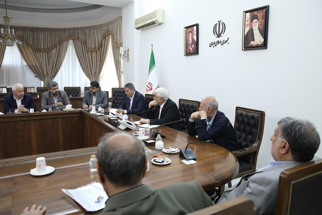 معاون اول رئیس جمهور با تاکید بر اهمیت نقش تعاونی‌ها پس از جنگ12 روزه: باید به تعاونی‌ها و بخش خصوصی میدان دهیم