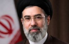 پیام حضرت آیت‌الله سیدمجتبی حسینی خامنه‌ای رهبر معظّم انقلاب اسلامی به‌مناسبت چهلمین روز شهادت قائد عظیم‌الشأن انقلاب (قدّس الله نفسه الزکیه) و مسائل مهم مربوط به جنگ تحمیلی سوم